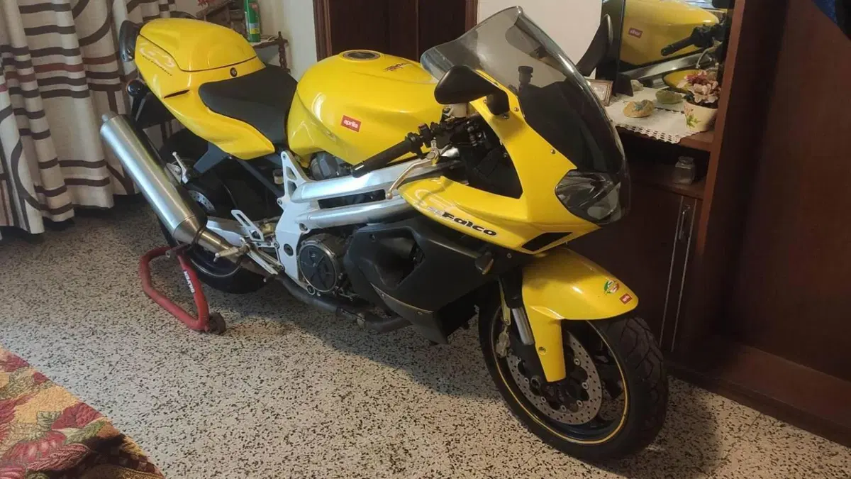 Aprilia SL 1000 Falco (2000 - 04) 