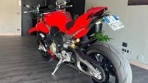 Ducati Streetfighter V4 S (2025 - 26)  (2)