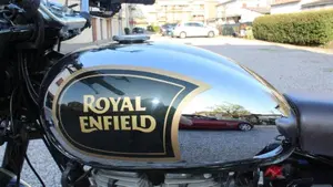 Royal Enfield Classic 500 EFI - Chrome (2017 - 20)  (3)
