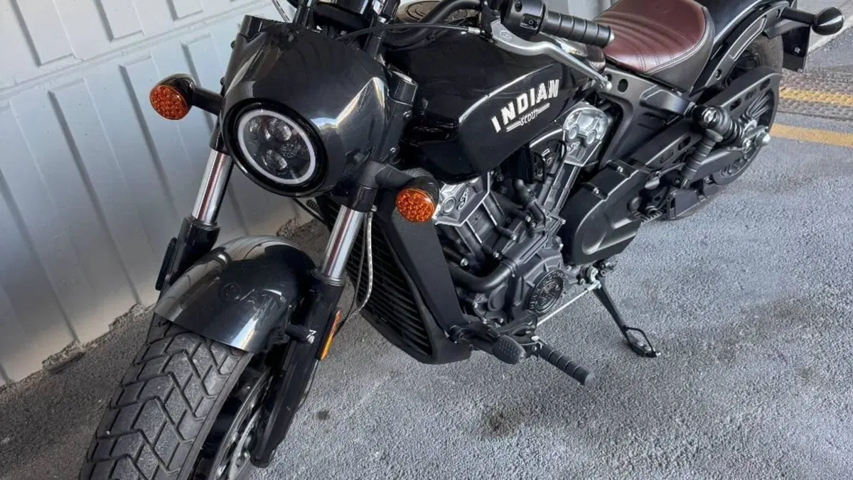 Indian Scout 1133 Bobber (2021 - 25)  (2)