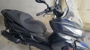 Kawasaki J 300 (2017 - 21)  (4)