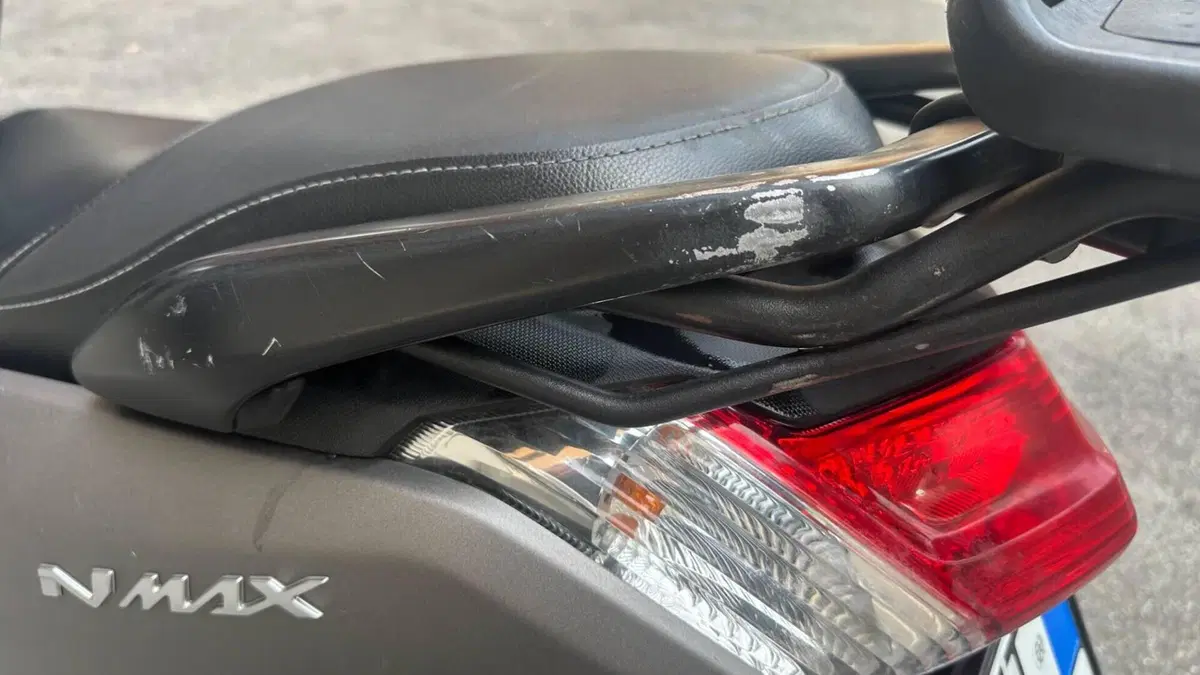 Yamaha N-Max 125 (2017 - 20)  (8)
