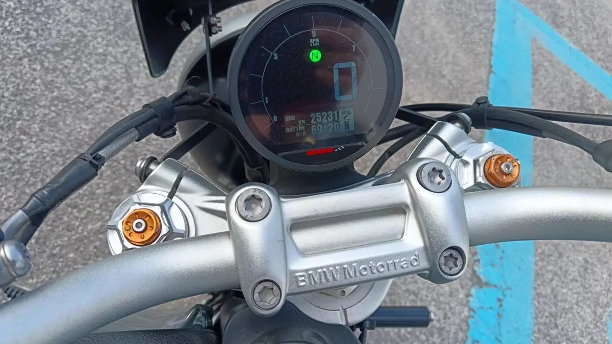 Bmw R nineT 1200 Pure (2017 - 20)  (8)