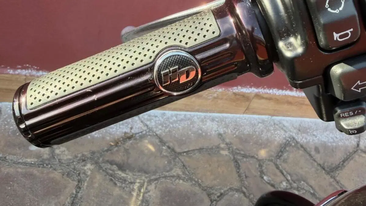 Harley-Davidson 114 Heritage Classic (2018 - 20) - FLHCS  (10)