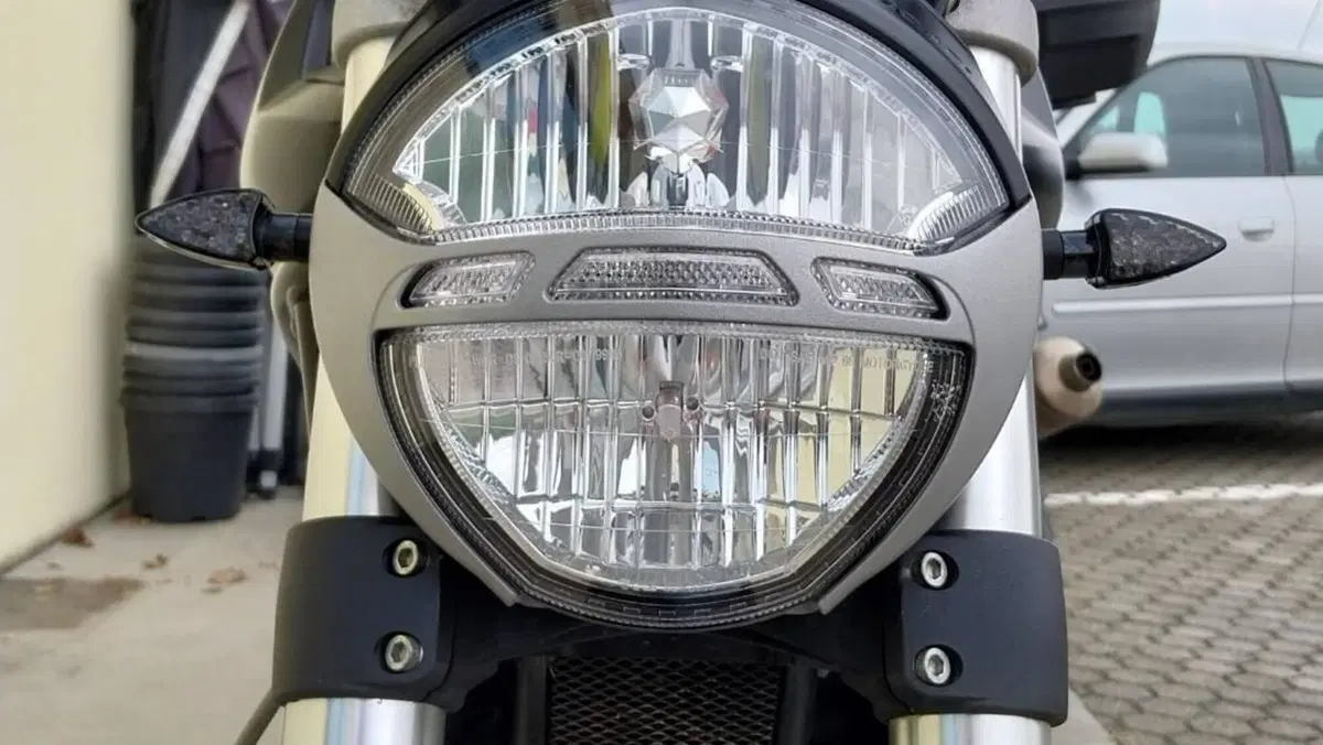 Ducati Monster 696 (2008 - 13) 