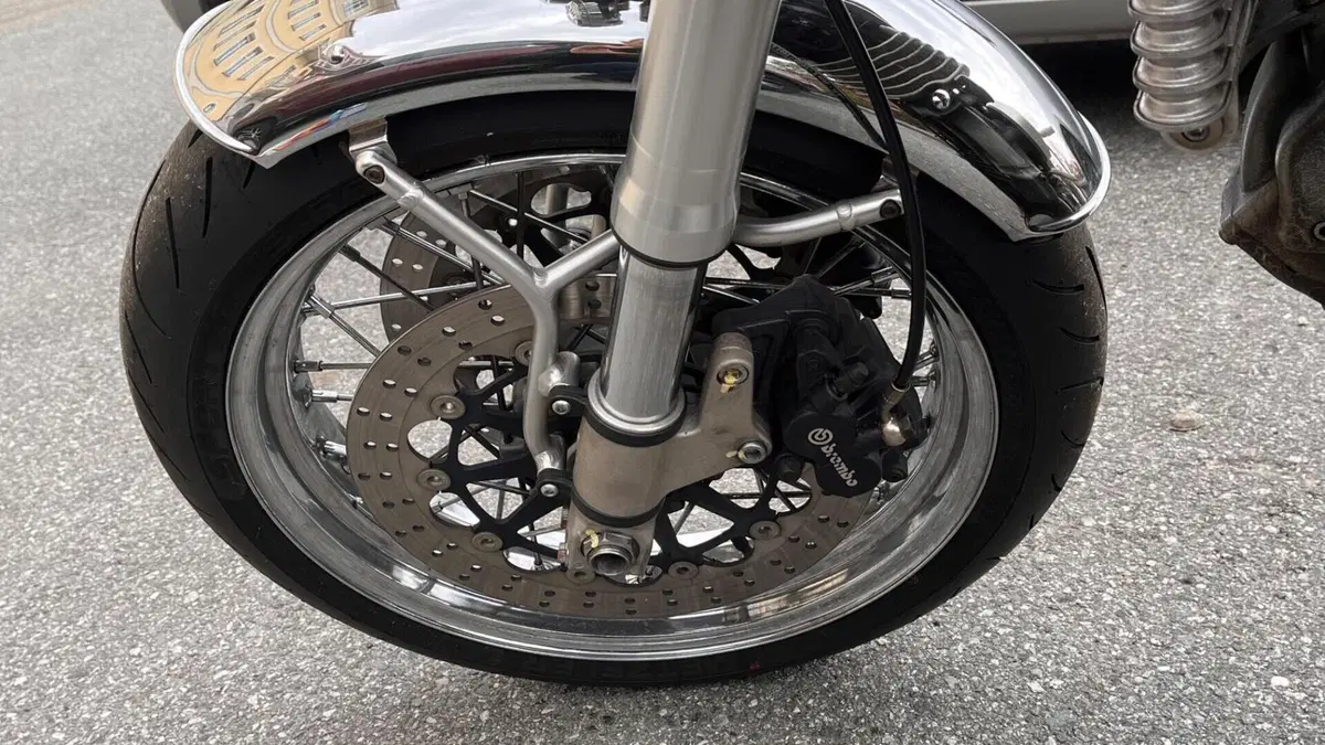 Ducati Sportclassic GT 1000  (12)