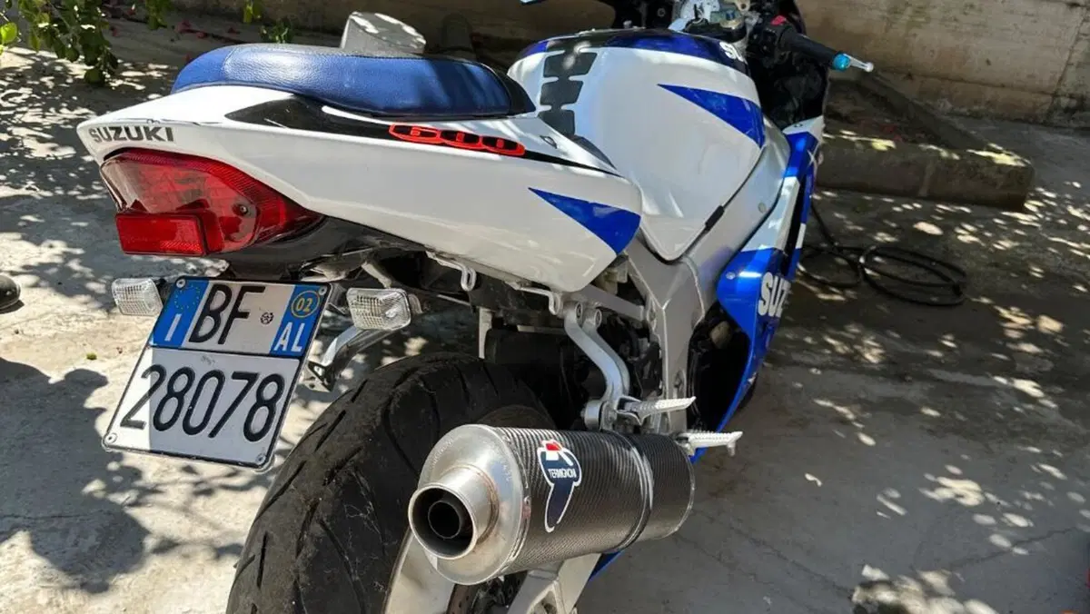 Suzuki GSX R 600 (2001 - 03)  (4)
