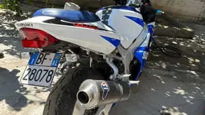 Suzuki GSX R 600 (2001 - 03)  (4)