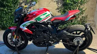 MV Agusta Dragster 800 RC SCS (2022 - 25) usata