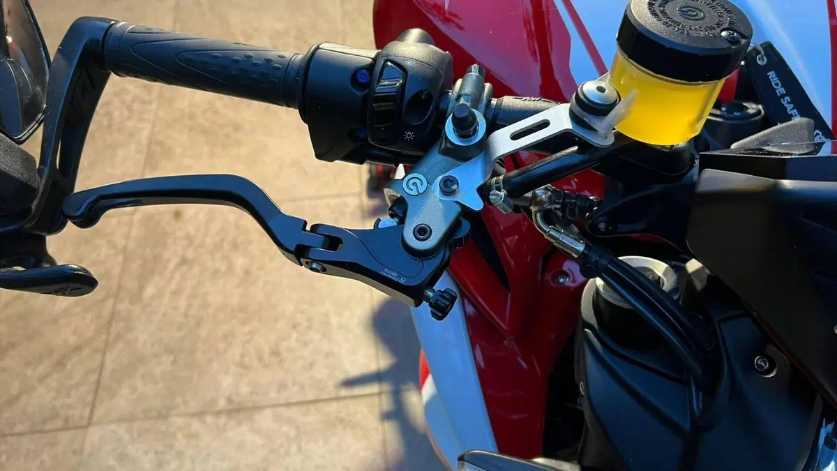 MV Agusta Dragster 800 RC SCS (2022 - 25)  (5)