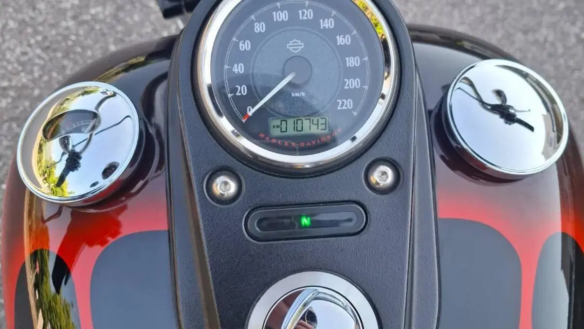 Harley-Davidson 1584 Street Bob (2008 - 15) - FXDB  (5)