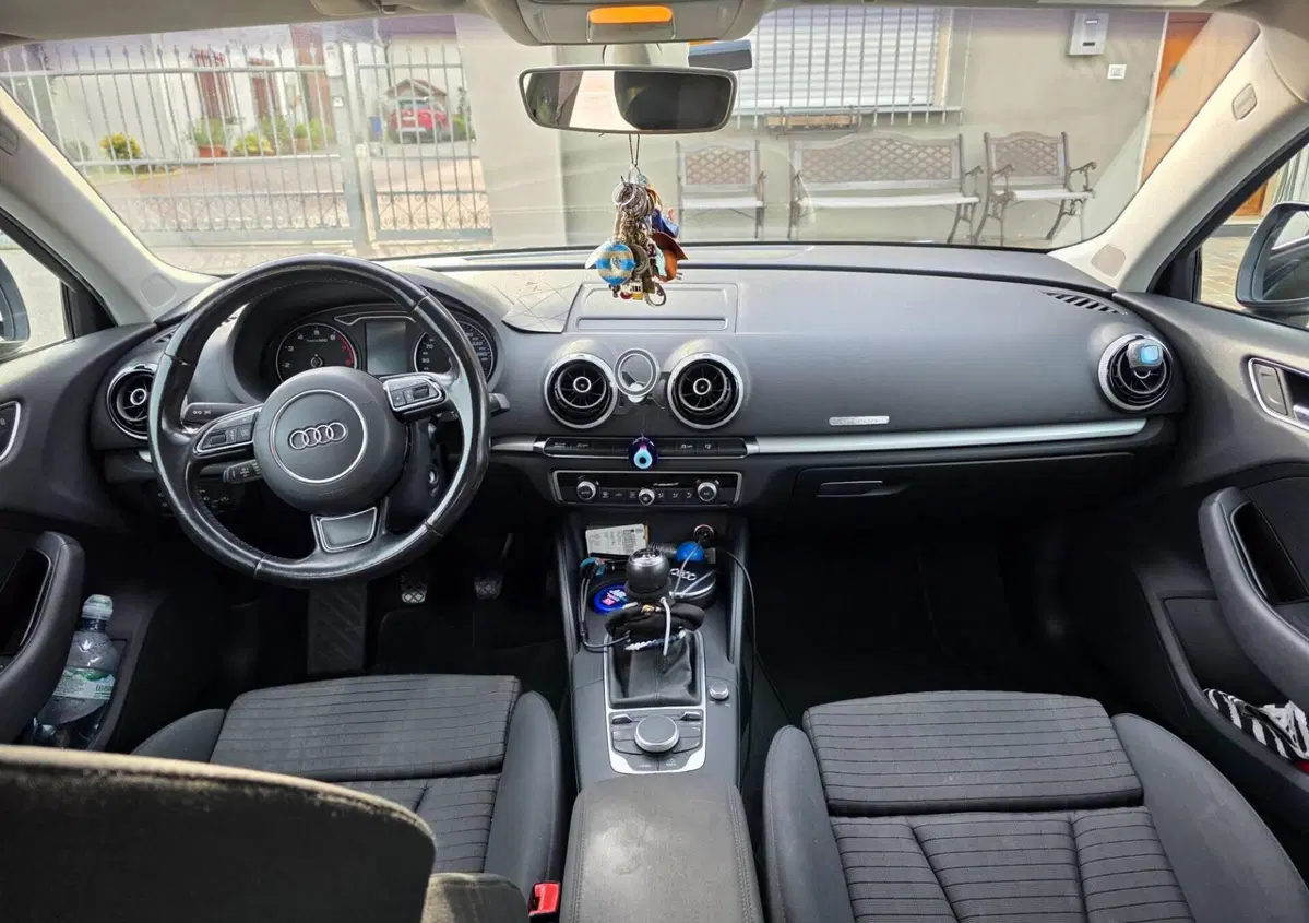 Audi A3 1.4 TFSI 125 CV Ambition (2)