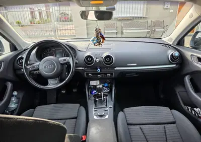 Audi A3 1.4 TFSI 125 CV Ambition (2)