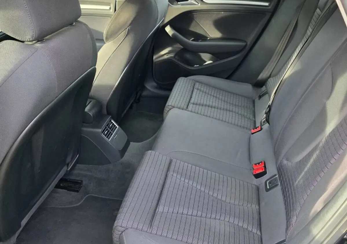 Audi A3 1.4 TFSI 125 CV Ambition (3)