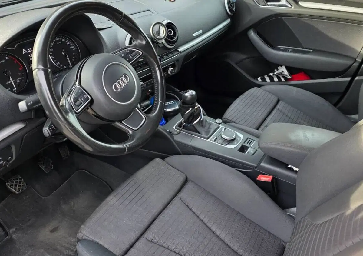 Audi A3 1.4 TFSI 125 CV Ambition (6)