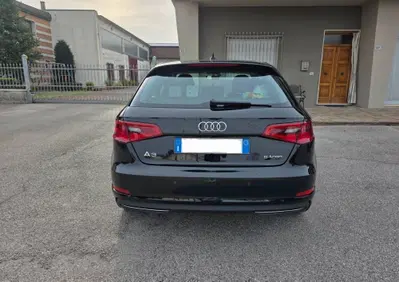 Audi A3 1.4 TFSI 125 CV Ambition (9)