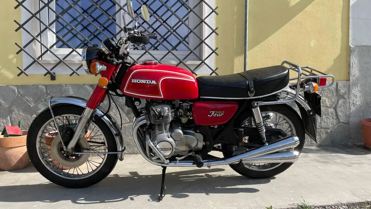 Honda  
