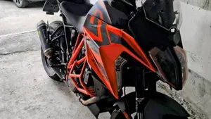 KTM 1290 Super Duke GT (2022 - 25)  (3)