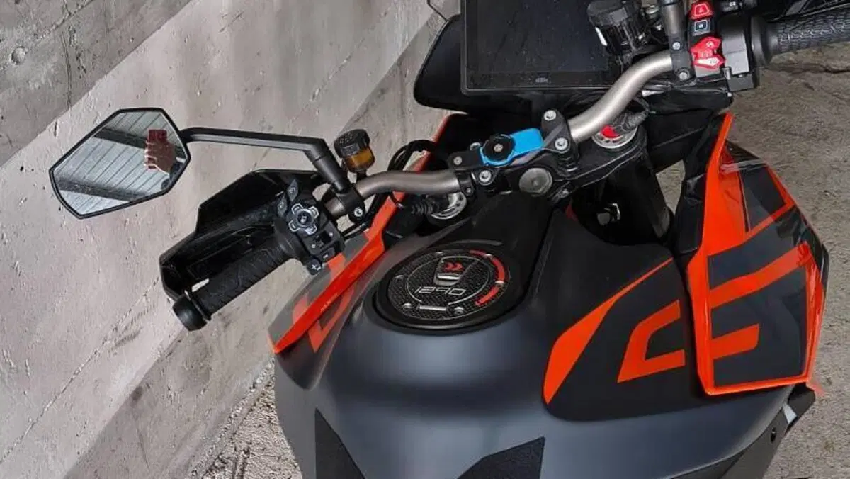KTM 1290 Super Duke GT (2022 - 25)  (4)