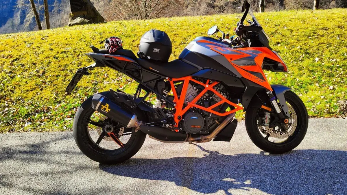 KTM 1290 Super Duke GT (2022 - 25) 