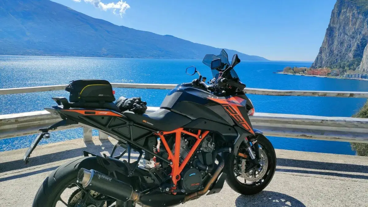KTM 1290 Super Duke GT (2019 - 20) 