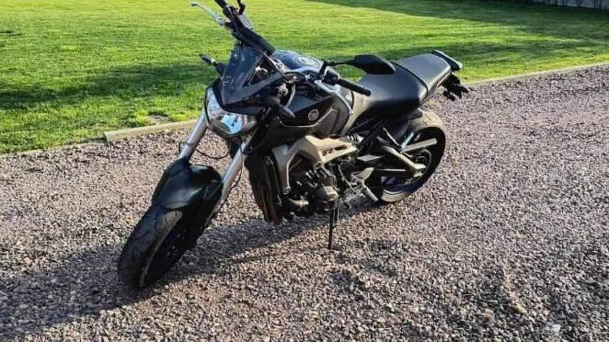 Yamaha MT-09 (2013 - 15)  (3)