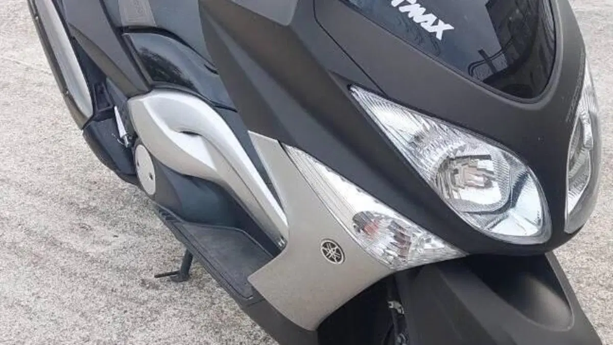 Yamaha T-Max 500 Tech Max (2011 - 13)  (2)