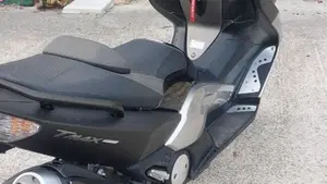 Yamaha T-Max 500 Tech Max (2011 - 13)  (4)