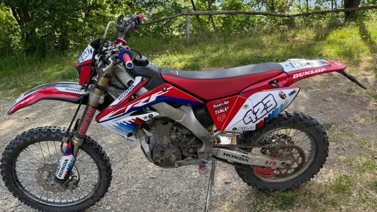 Honda CRF 250R (2008)  (4)