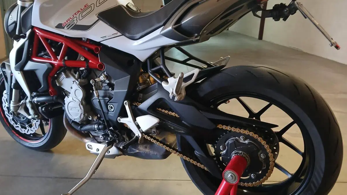 MV Agusta Brutale 800 EAS ABS (2012 - 15)  (4)