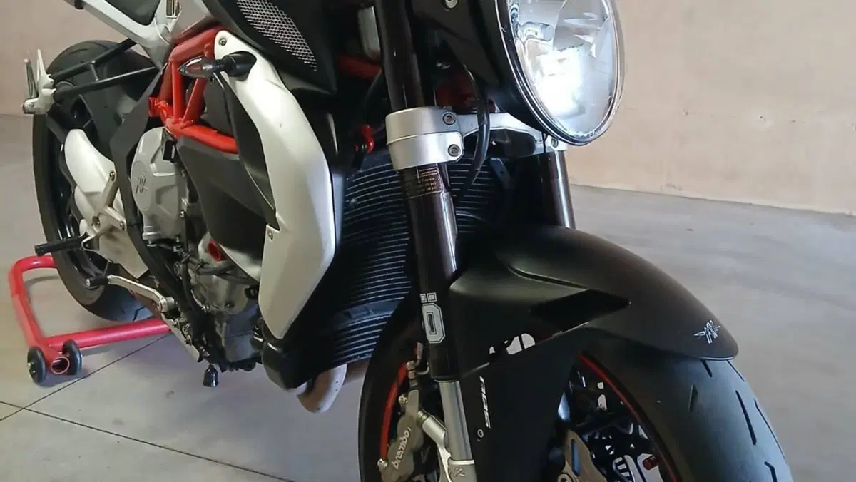 MV Agusta Brutale 800 EAS ABS (2012 - 15)  (6)
