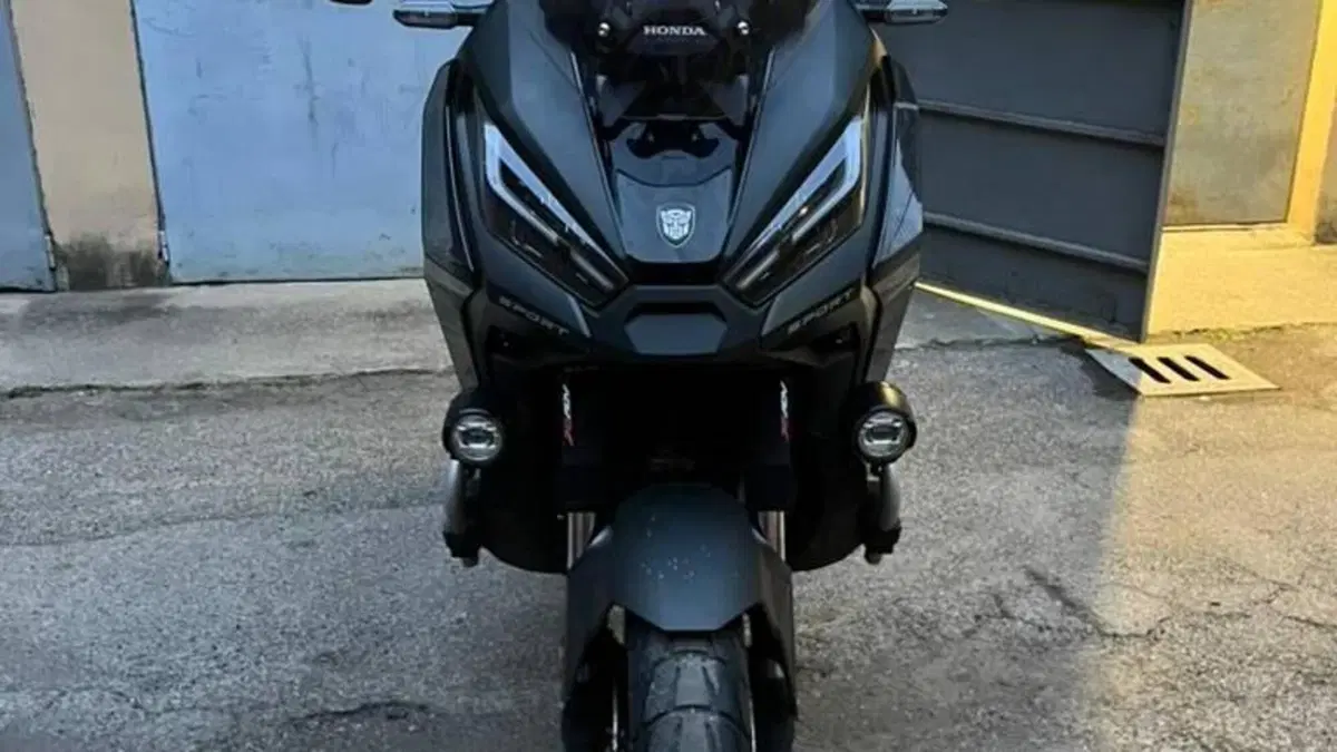 Honda X-ADV 750 DCT Adventure (2021 - 24)  (10)