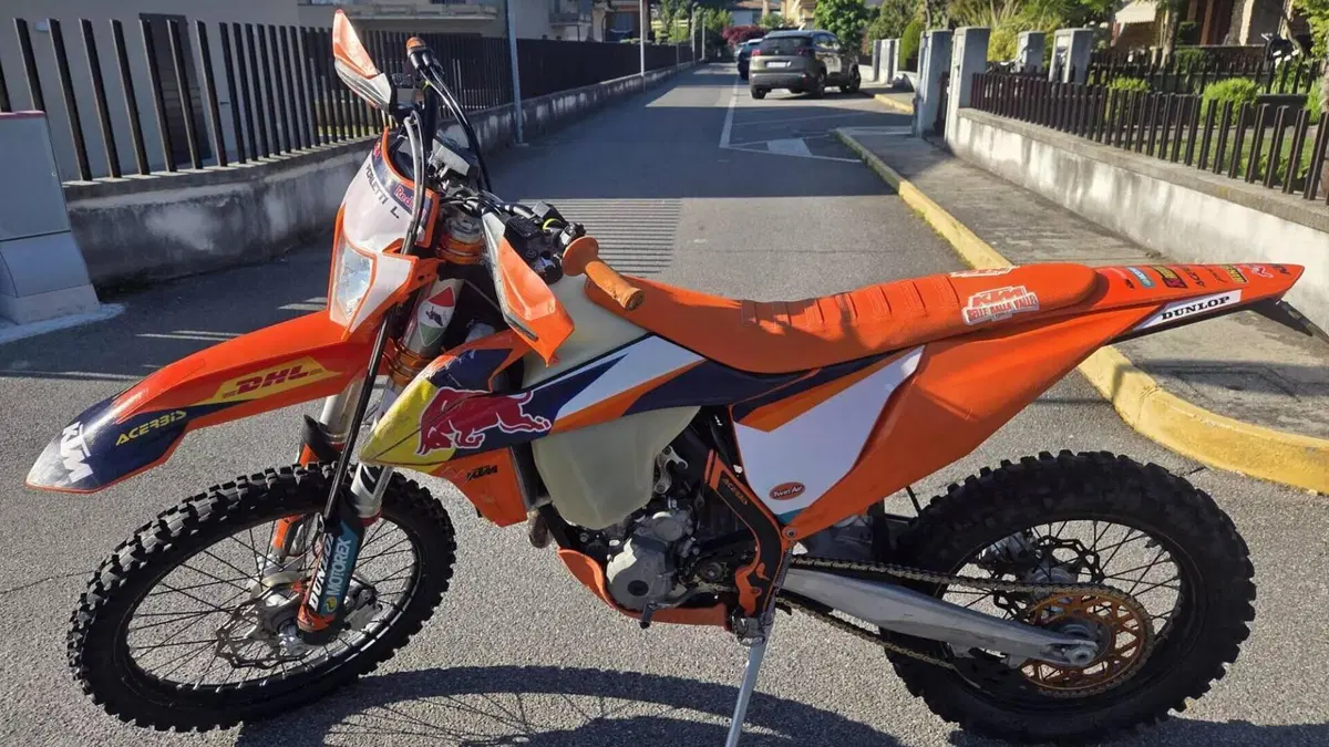 KTM 250 EXC-F (2021) 