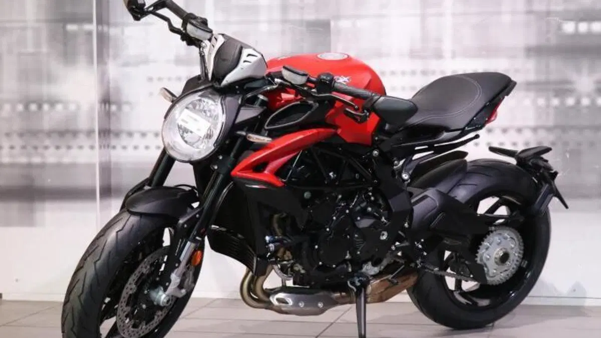 MV Agusta Dragster 800 Rosso (2021 - 23)  (7)