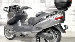 Suzuki Burgman AN 650 Executive ABS (2006 - 12)  (2)