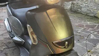 Aprilia Scarabeo 300 Special (2009 - 13) usata