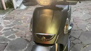 Aprilia Scarabeo 300 Special (2009 - 13)  (4)