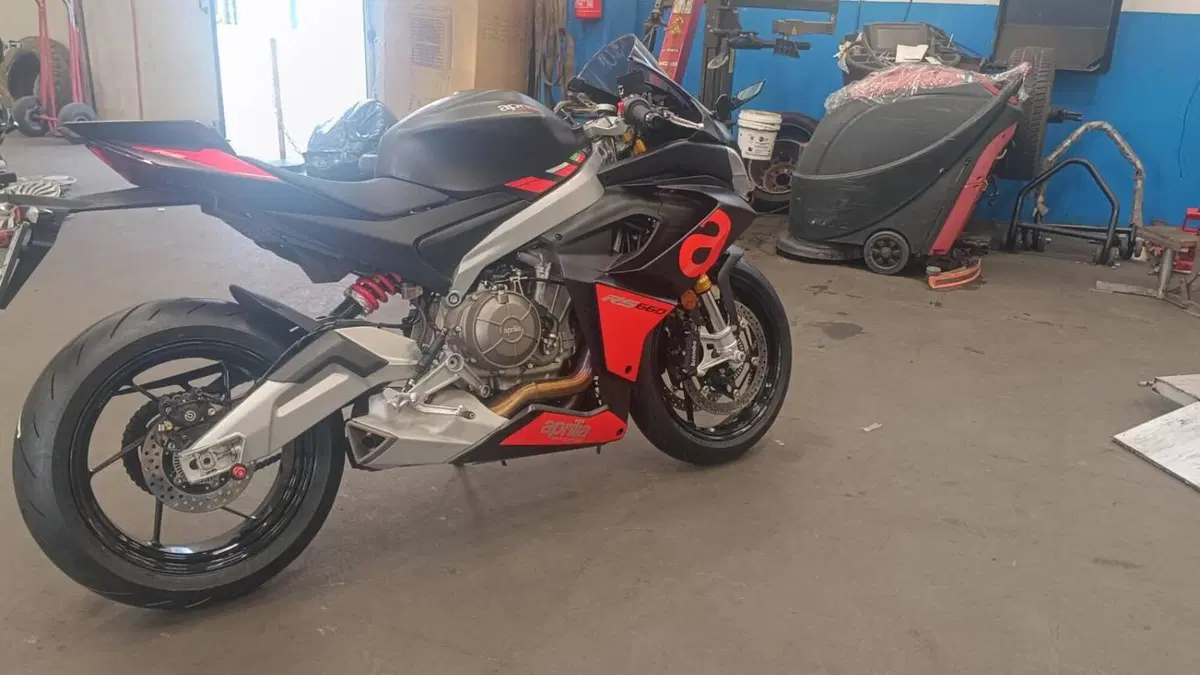 Aprilia RS 660 (2020 - 24)  (4)