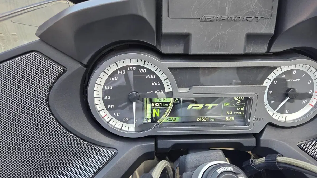 Bmw R 1200 RT (2014 - 16)  (2)
