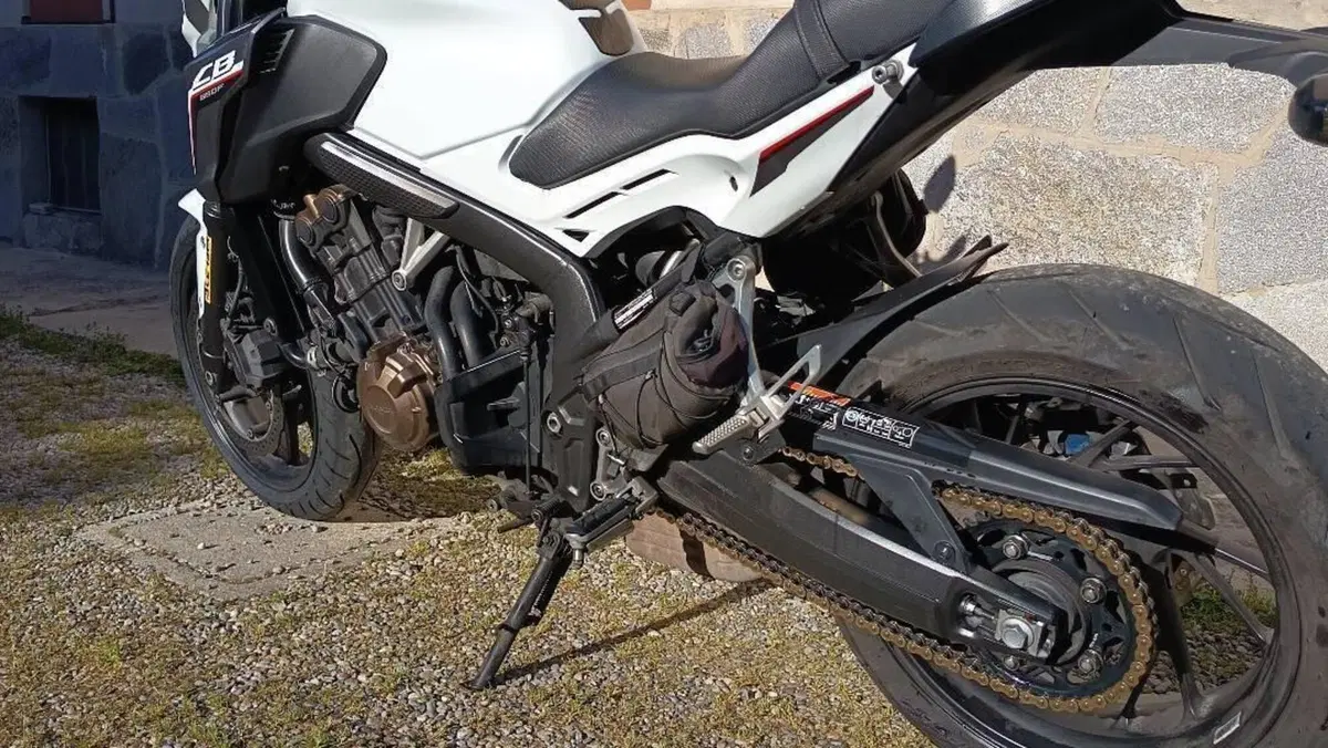 Honda CB 650 F (2017 - 18)  (4)