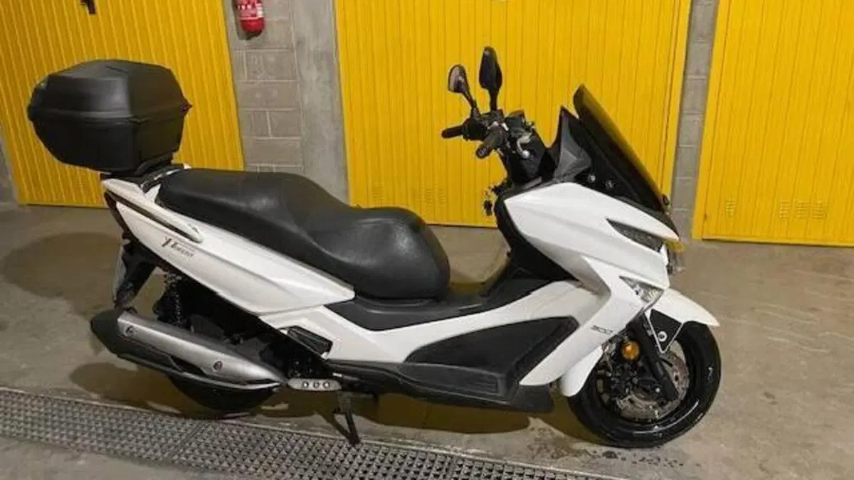 Kymco X-Town 300i ABS (2016 - 20) 