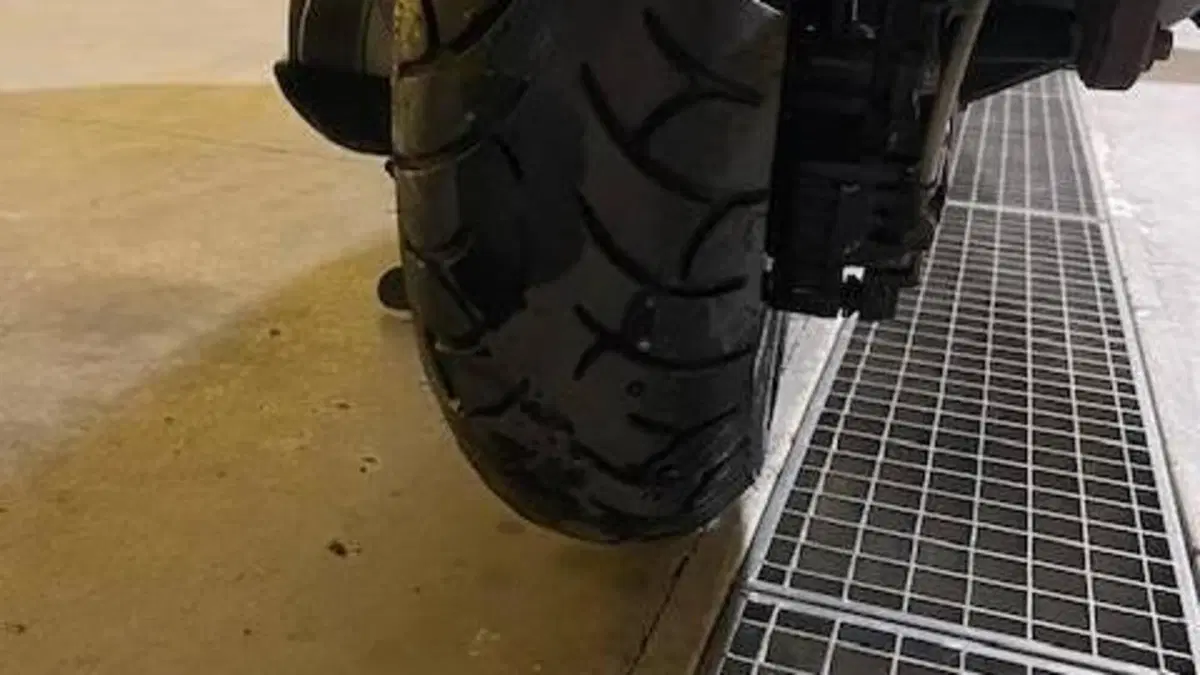 Kymco X-Town 300i ABS (2016 - 20)  (4)
