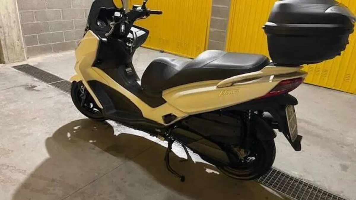 Kymco X-Town 300i ABS (2016 - 20)  (6)