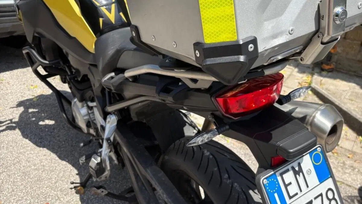 Bmw F 750 GS (2018 - 20)  (3)