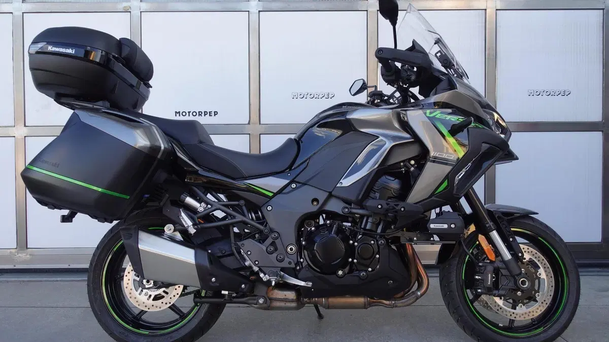 Kawasaki Versys 1100 S (2025 - 26)  (2)