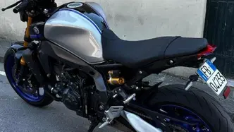Yamaha MT-09 SP (2021 - 23) usata