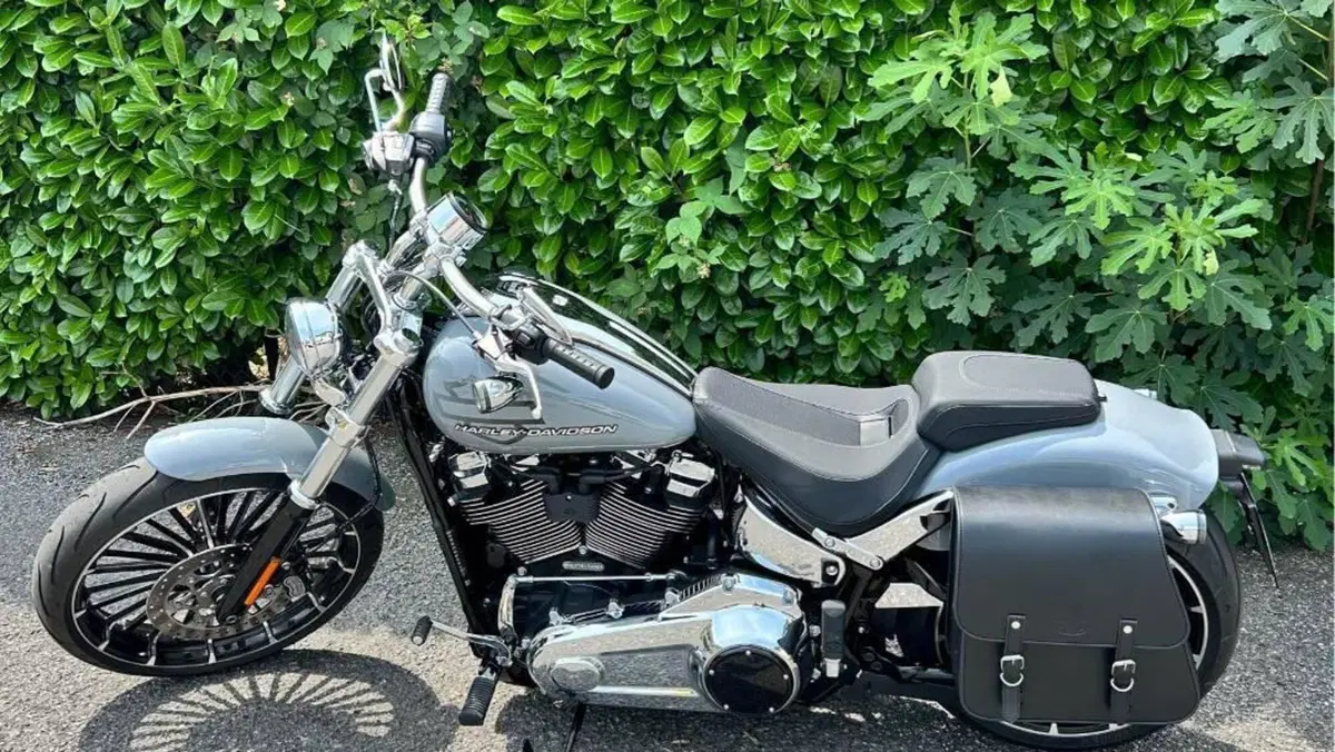 Harley-Davidson Breakout 117 (2025 - 26)  (2)