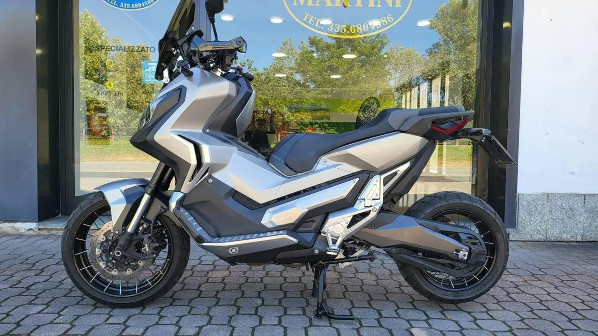 Honda X-ADV 750 (2018 - 20)  (2)