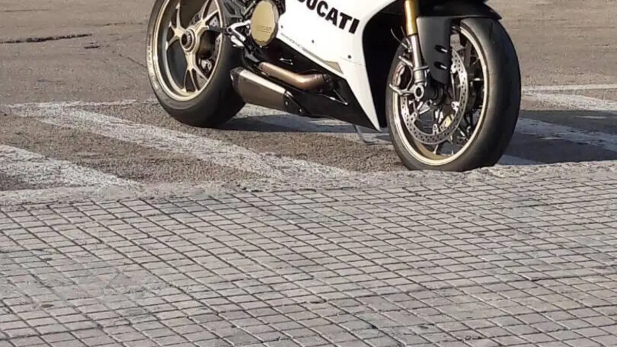 Ducati 1299 Panigale S Anniversario (2016) 