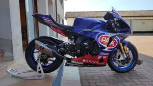 Yamaha YZF R1 Toprak Replica (2022)  (2)